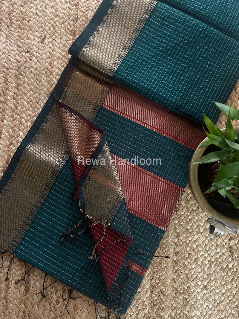 Maheshwari Zari Checks Saree 