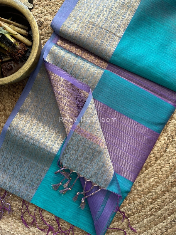 Maheshwari Zari Diamond Border Saree