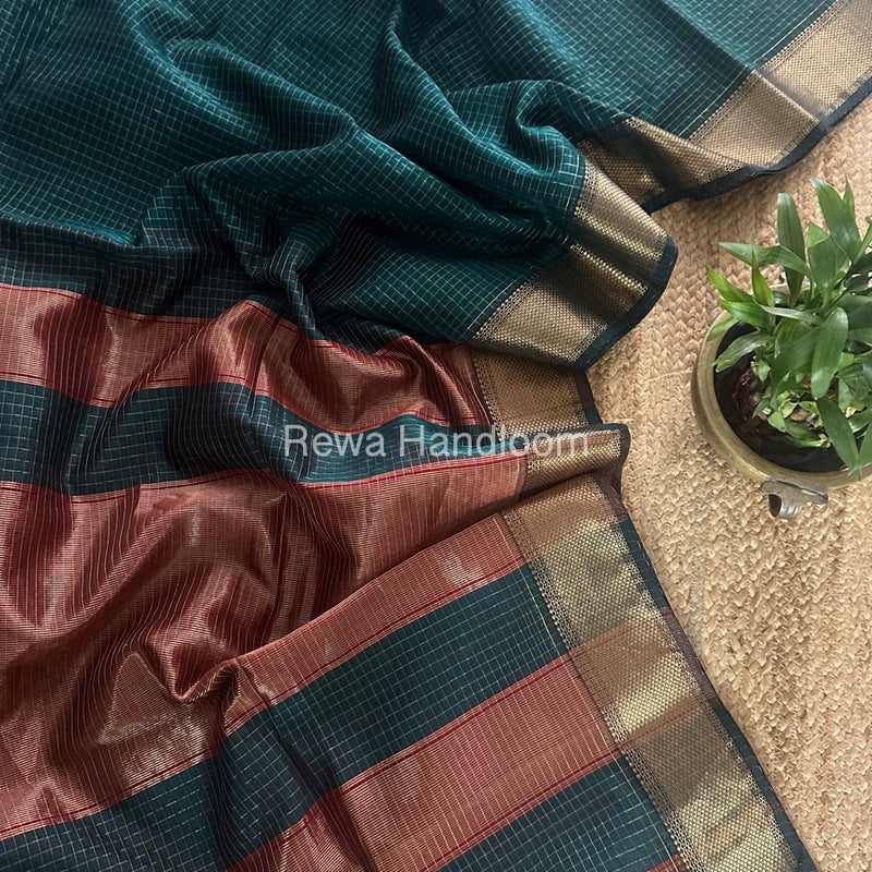 Maheshwari Rama Green Zari Checks Saree ZCHX362