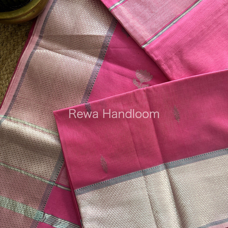 Maheshwari Rani Pink Silver Zari Buta- Buti Saree SBP10