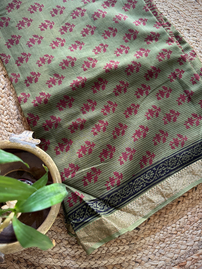 Maheshwari Green-Red Bagh Print Suit