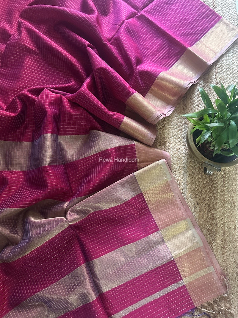 Maheshwari Magenta Zari Checks Saree ZCHX364