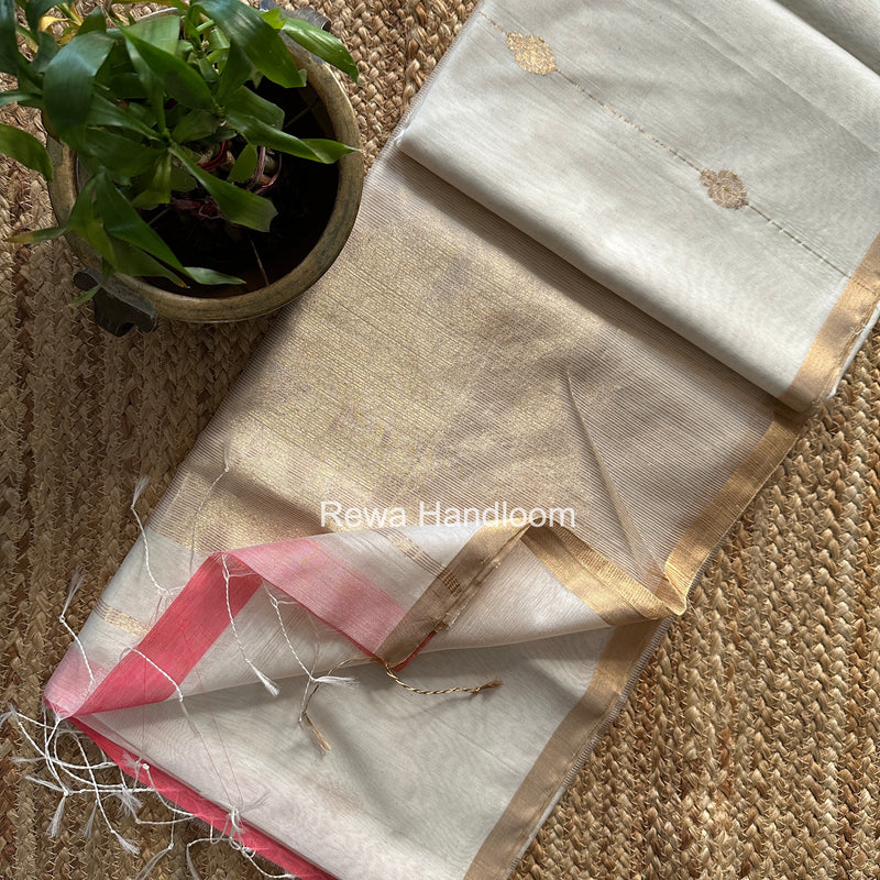 Maheshwari Butti Saree
