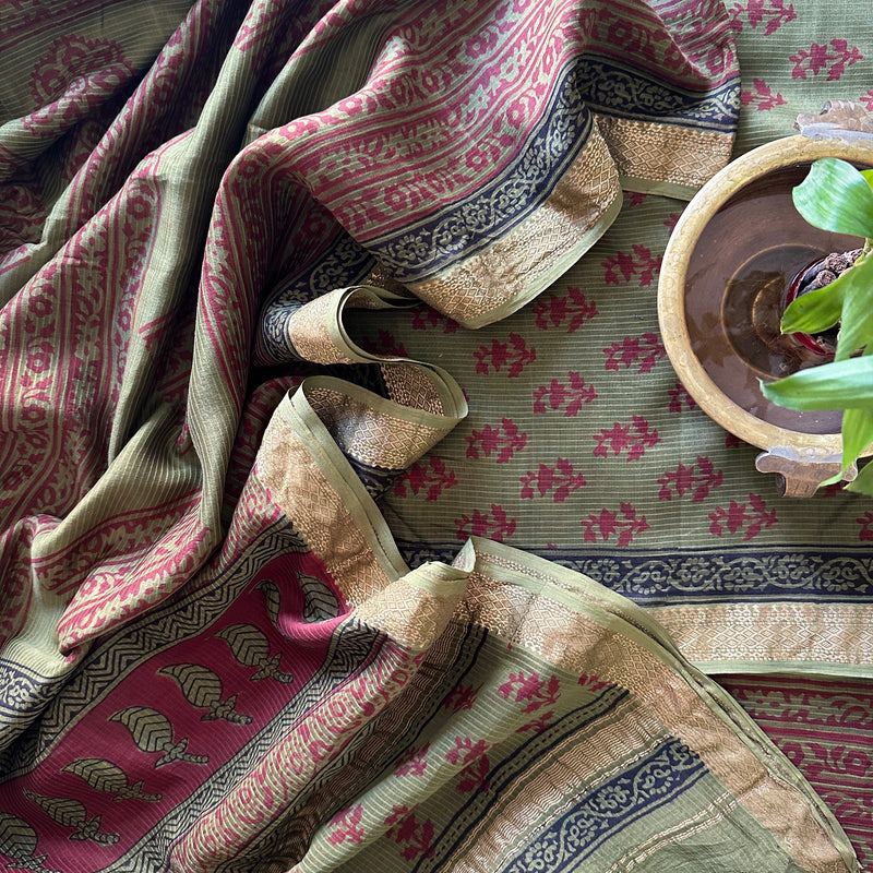 Maheshwari Green-Red Bagh Print Suit