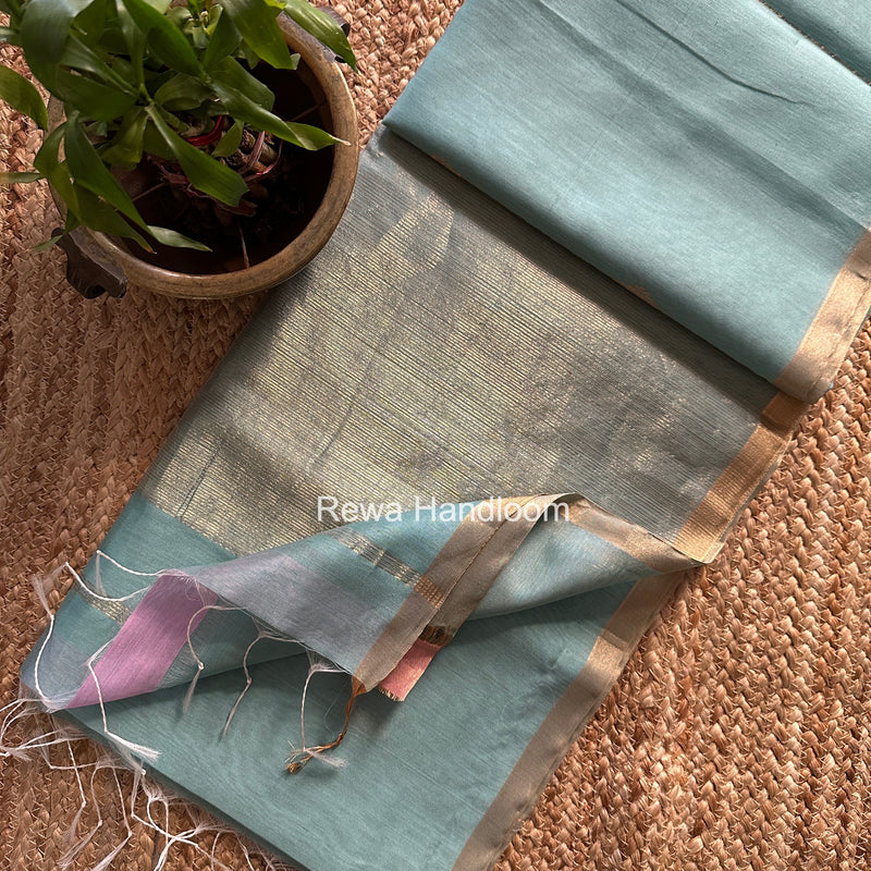 Maheshwari Butti Saree