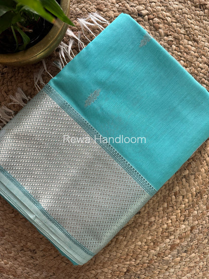 aheshwari Silver Zari Buta-Buti Saree 