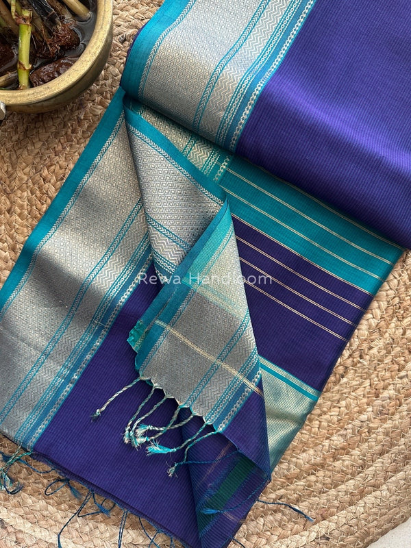 Exclusive Maheshwari Zari Border Saree
