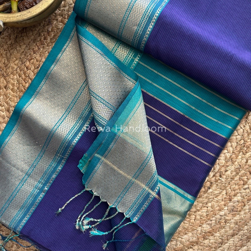 Exclusive Maheshwari Zari Border Saree