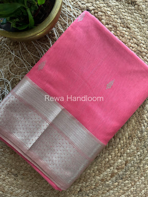 Maheshwari Silver Zari Butti Buta Saree