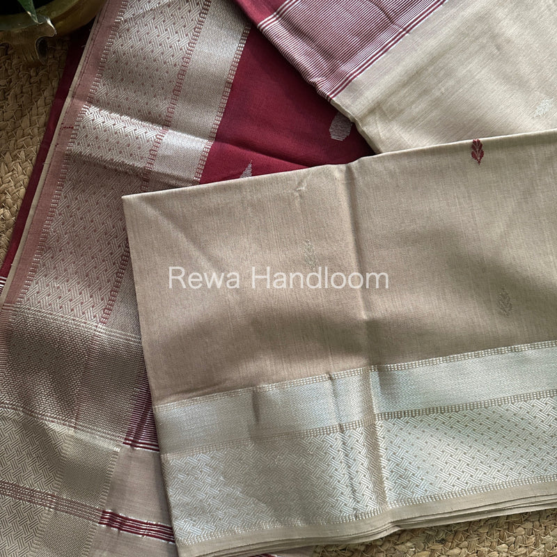 Maheshwari Beige Silver Zari Buta-Buti Saree SBP18