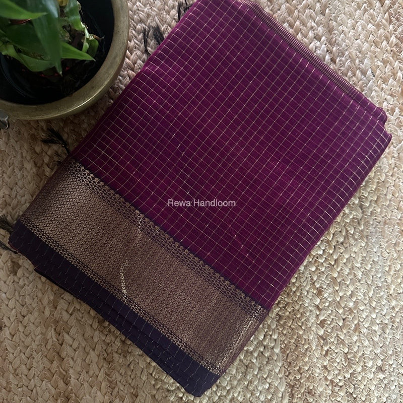 Maheshwari Magenta Zari Checks Saree ZCHX371