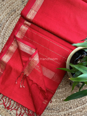 Maheshwari Red Garbha Reshami Silk Saree GS176