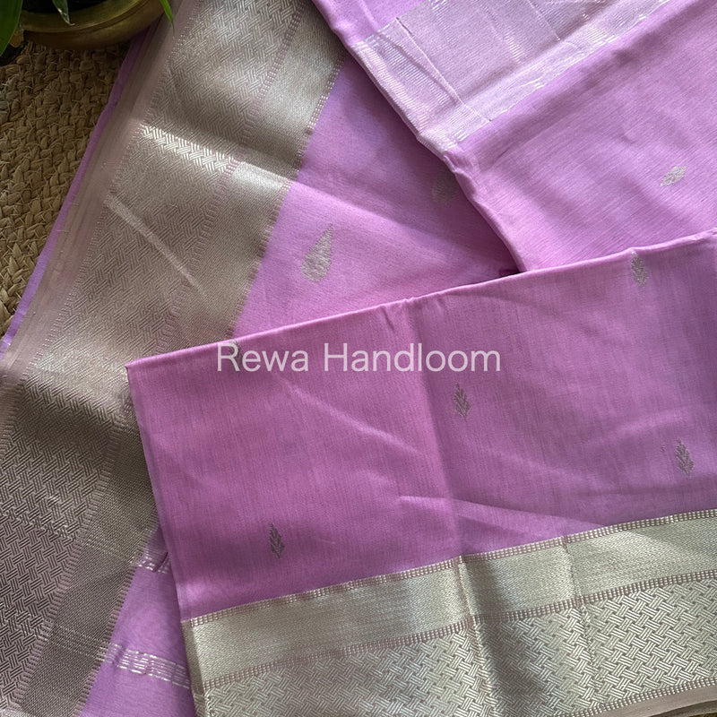 Maheshwari  Lavender Silver Zari Buta-Buti Saree SBP23