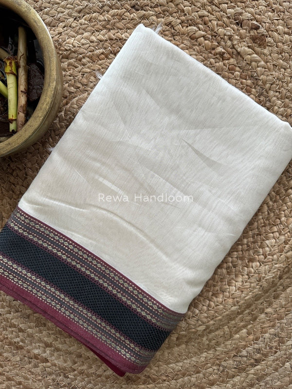 Exclusive Maheshwari White Zari Border Saree EZ09