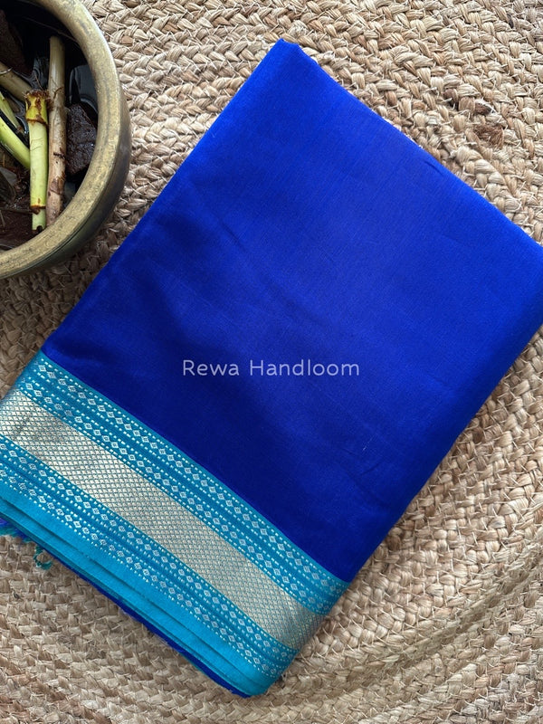 Exclusive Maheshwari Royal Blue Zari Border Saree EZ011
