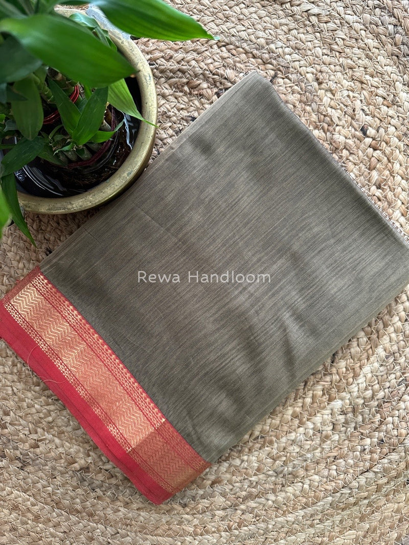 Maheshwari Light Beige Gichha Pallu Saree GP018