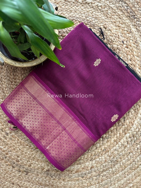 magenta Lotus Butta Zari Border Maheshwari Saree LBS08