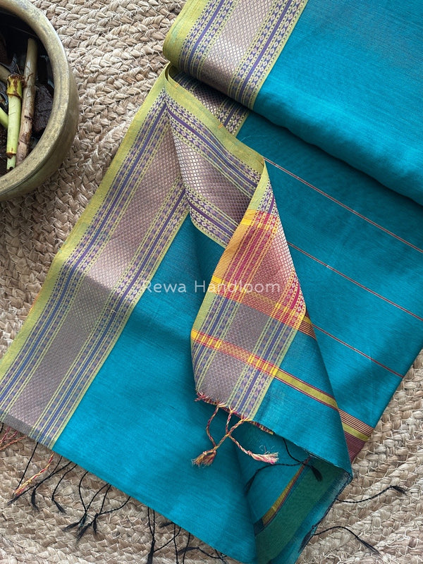 Exclusive Maheshwari Zari Border Saree