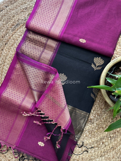 Lotus Butta Zari Border Maheshwari Saree
