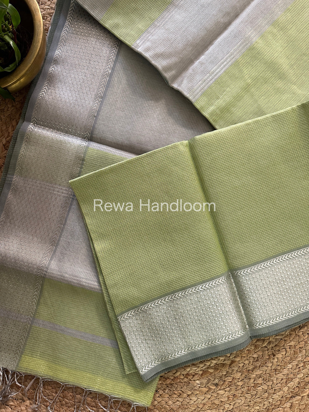 Maheshwari Parrot Green Tissue Silk Saree-SPS13