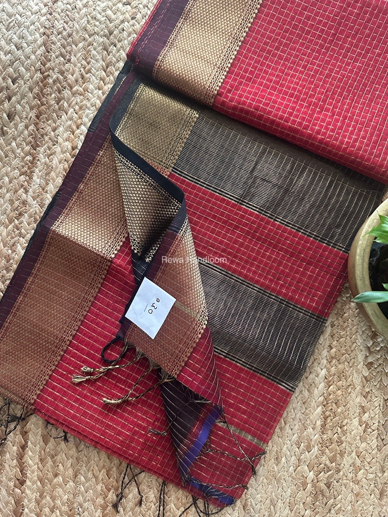 Maheshwari Zari Checks Saree