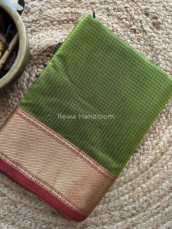 Exclusive Maheshwari 75% Silk Mehendi Green Saree SS022