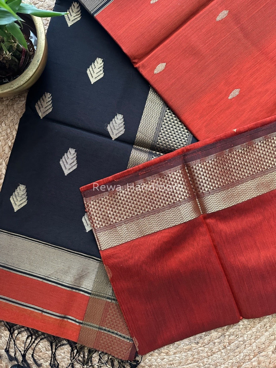 Red Butta Zari Border Maheshwari Saree LBS010