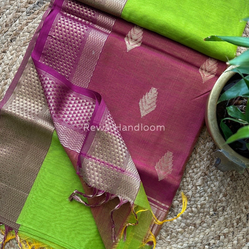 Butta Zari Border Maheshwari Saree