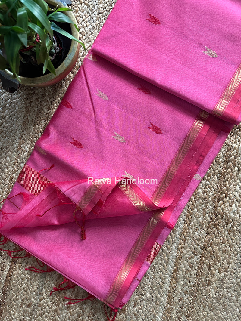 V Butti Maheshwari Saree