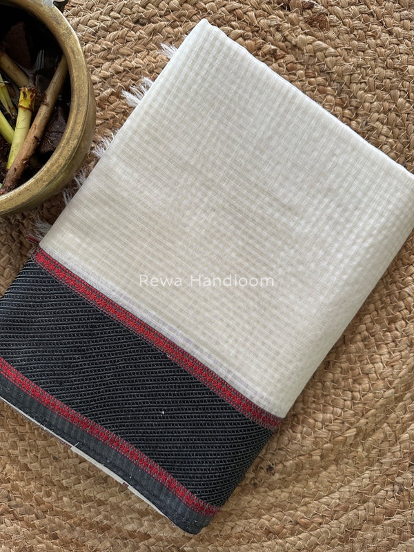 Exclusive Maheshwari 75% Silk White Saree SS021
