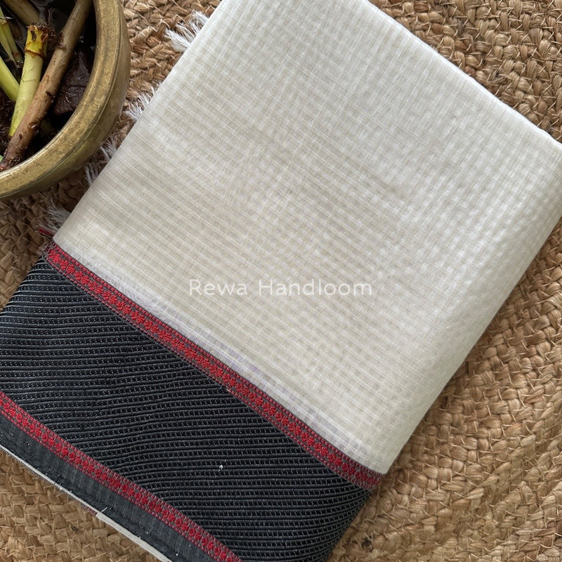 Exclusive Maheshwari 75% Silk White Saree SS021