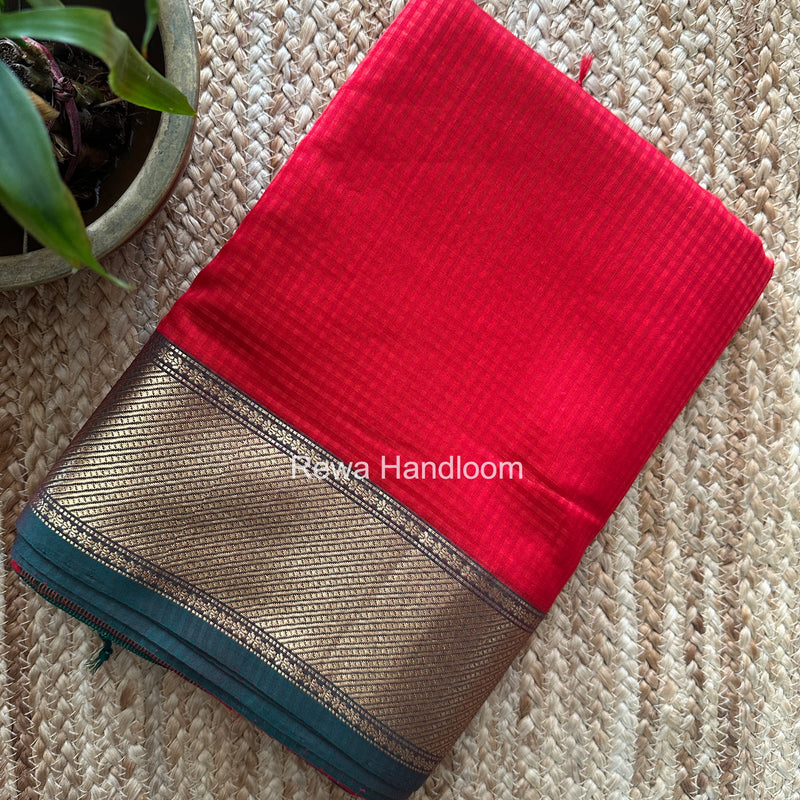 Exclusive Maheshwari 75% Silk Red Saree SS042