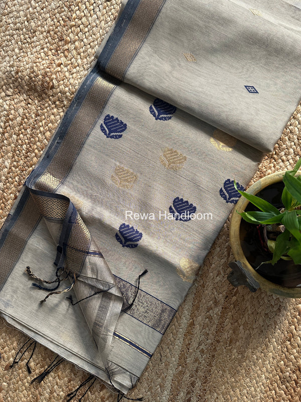 Maheshwari Lotus Butta Saree