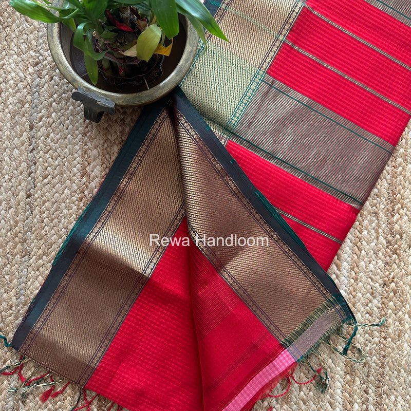 Exclusive Maheshwari 75% Silk Red Saree SS042