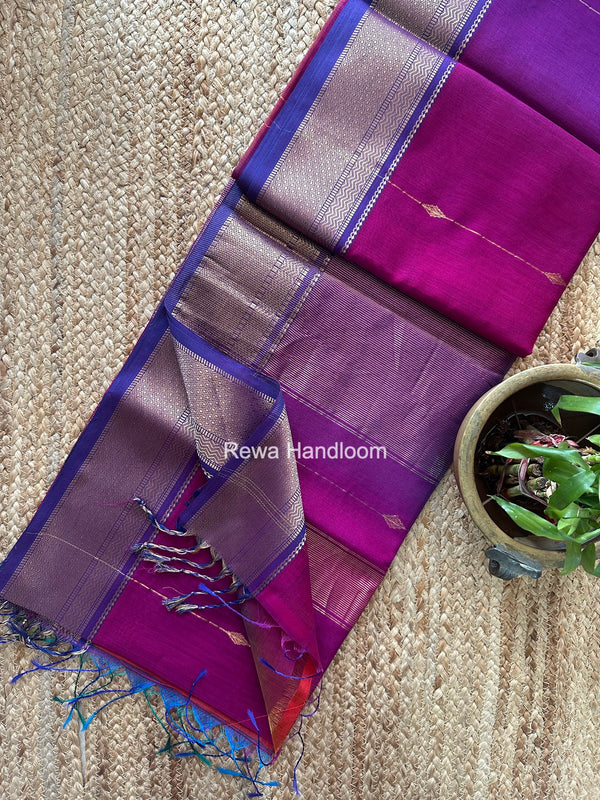 Maheshwari Shaded Butti Saree