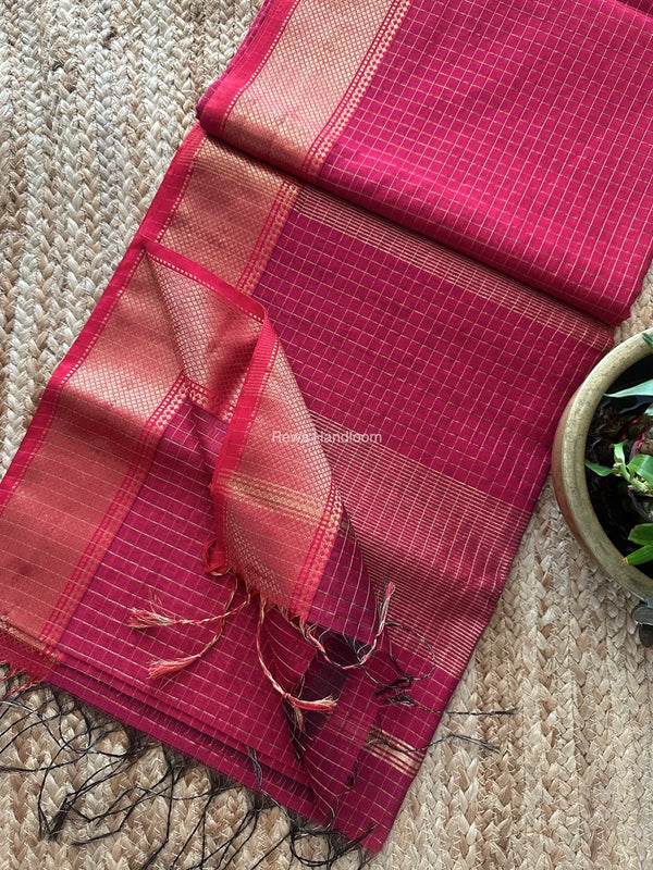 Maheshwari Zari Checks Saree 