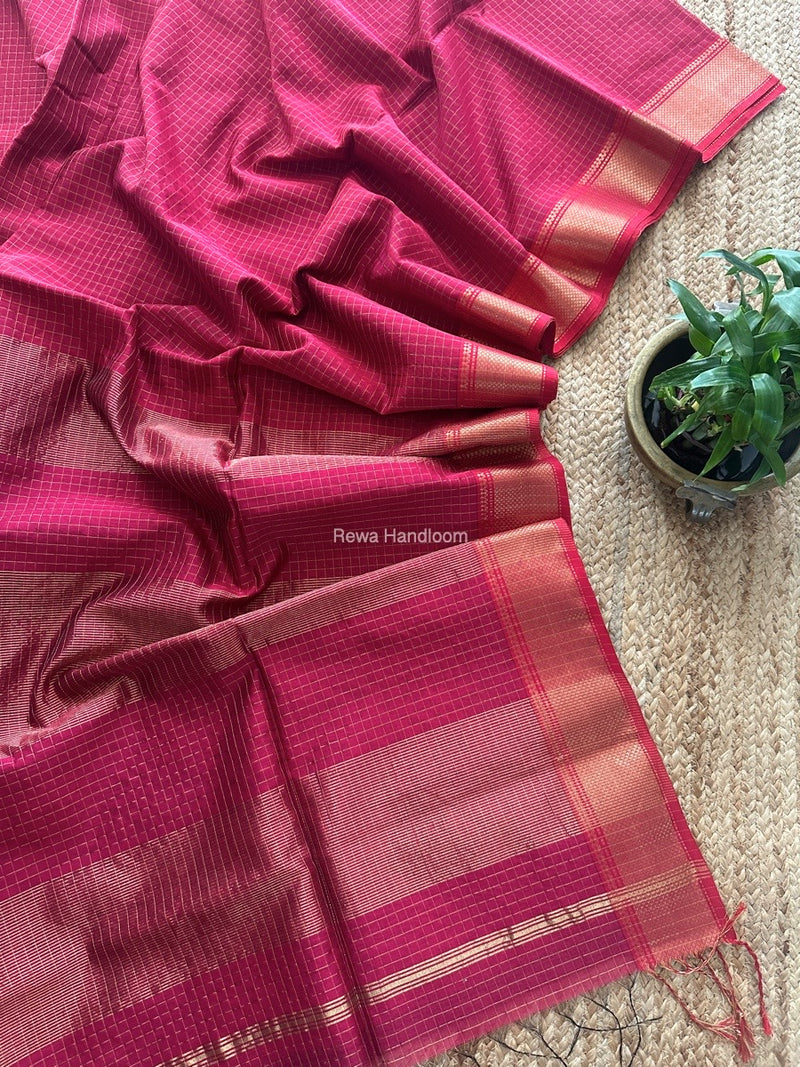 Maheshwari Rani Pink Zari Checks Saree ZCHX419