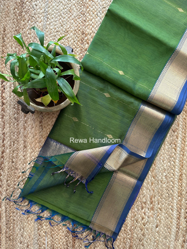 Maheshwari Shaded Butti Saree