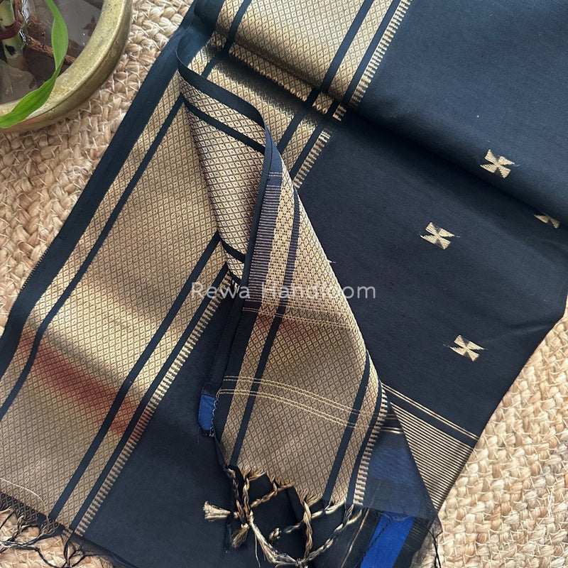 Maheshwari Zari Butti Saree