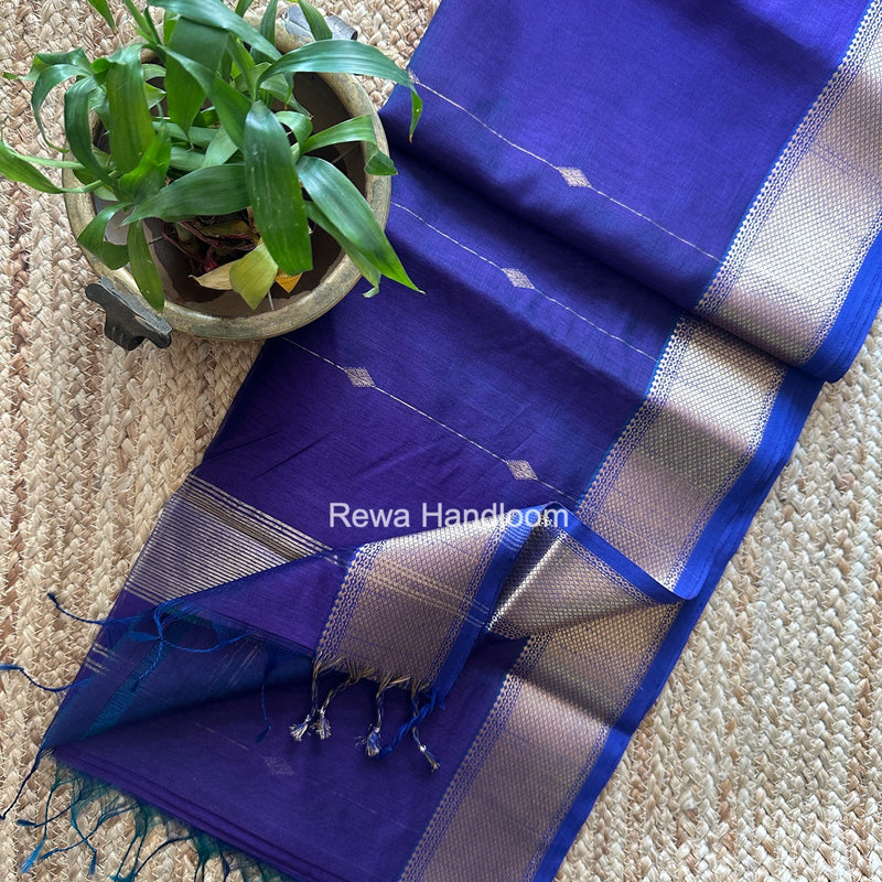 Maheshwari Shaded Butti Saree