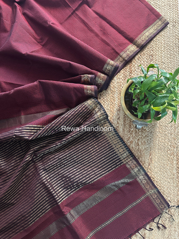 Maheshwari Rama Green Garbha Reshami Silk Saree GS315