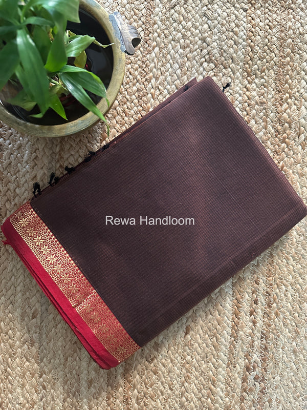 Maheshwari Brown Garbha Reshami Silk Saree GS318