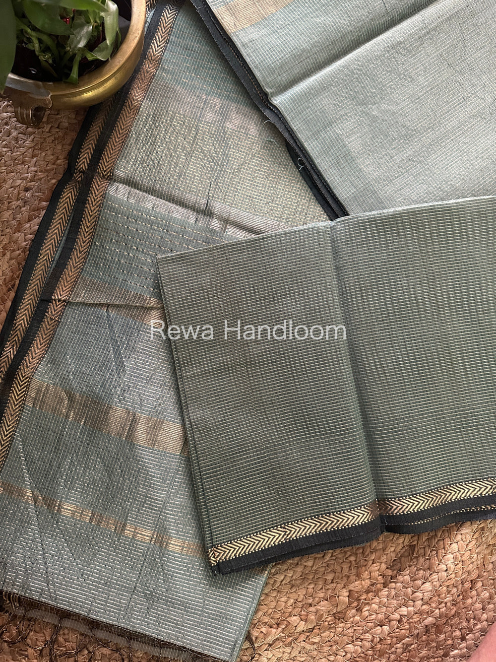 Maheshwari Grey Tissue Silk Saree-TCB0012