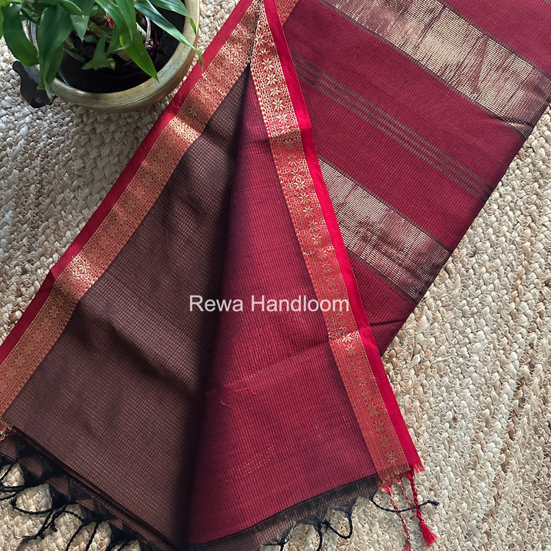Maheshwari Brown Garbha Reshami Silk Saree GS318