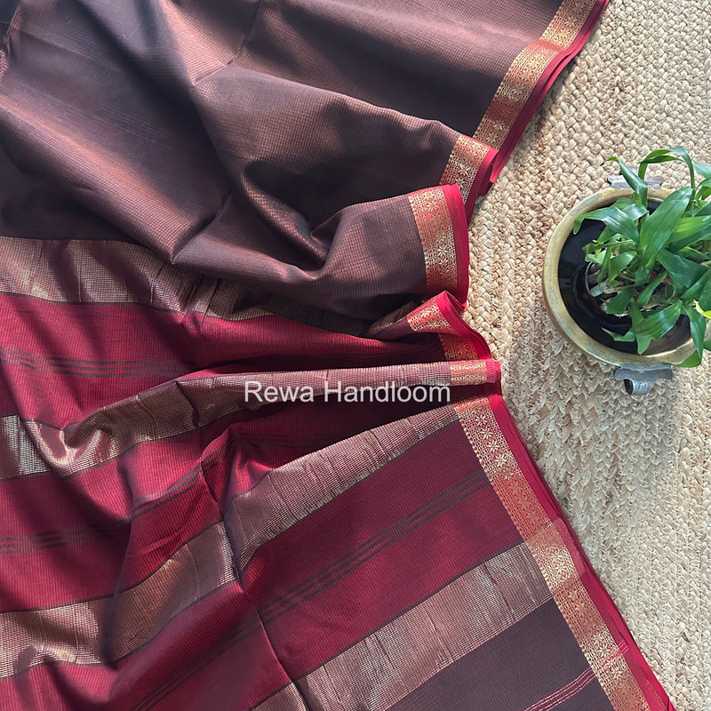 Maheshwari Brown Garbha Reshami Silk Saree GS318