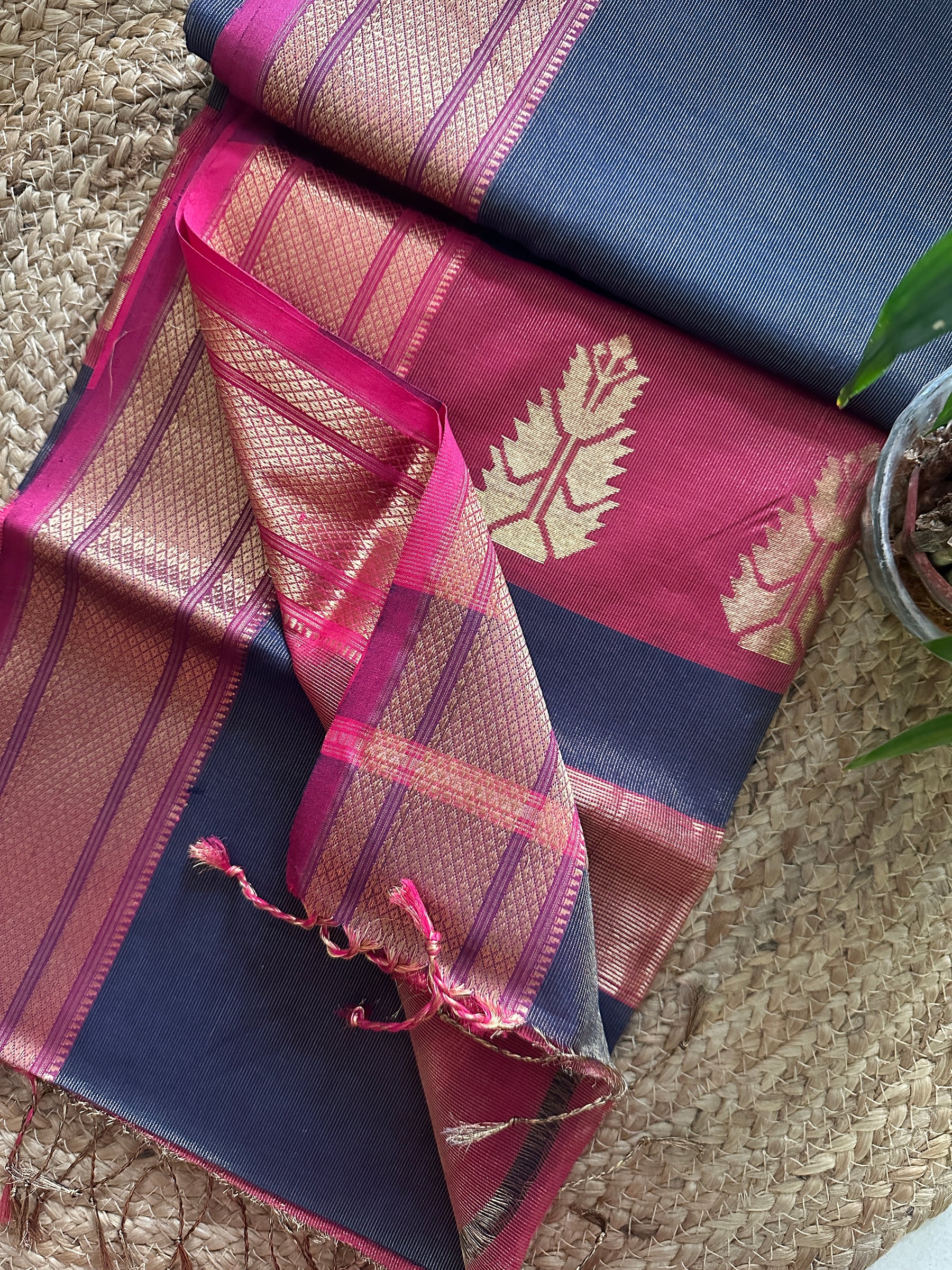 Maheshwari Tissue Silk Saree