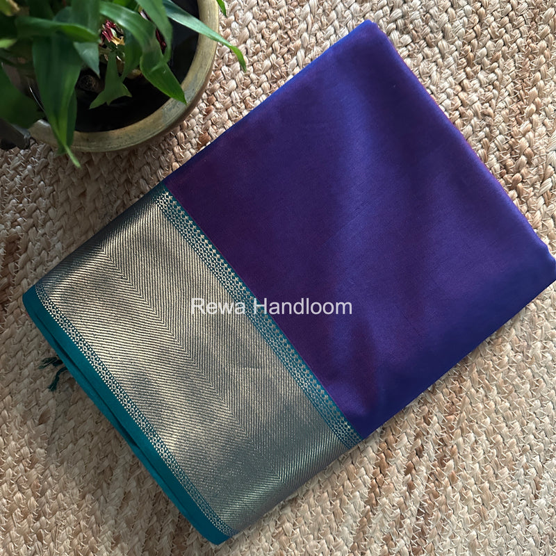 Exclusive Maheshwari Blue Zari Border Saree EZ046