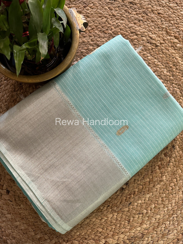 Maheshwari Silver Zari Buta- Buti Saree 