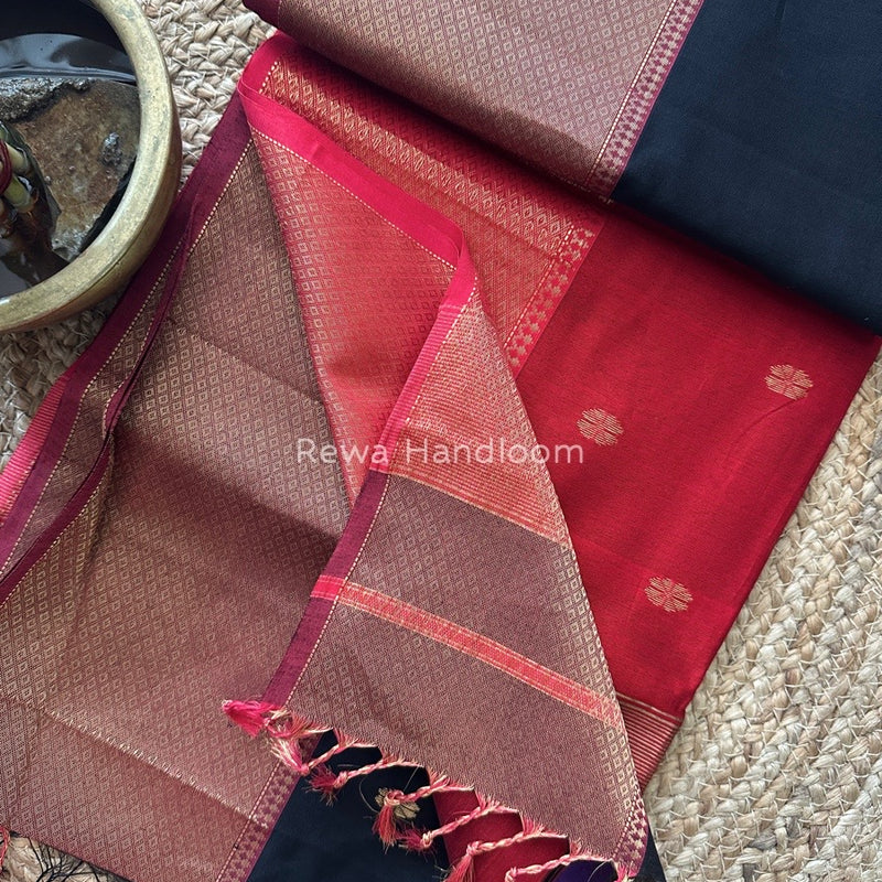 Maheshwari Zari Skirt Butti Saree