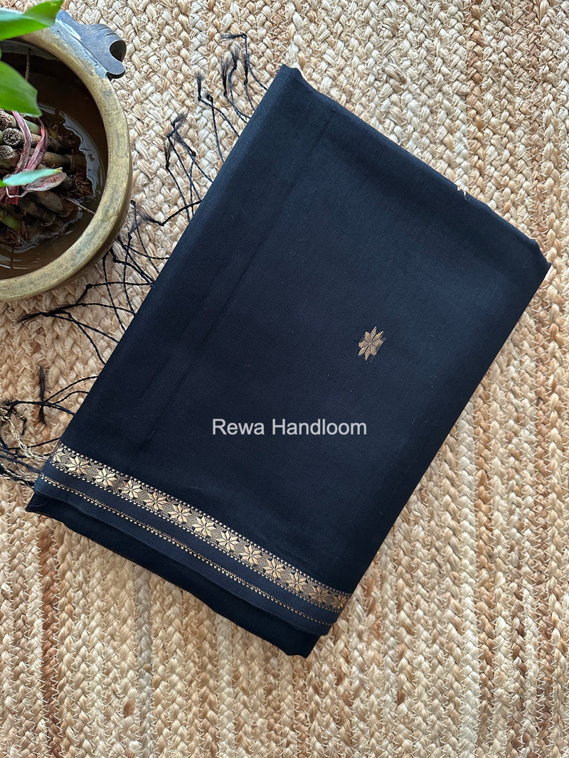 Black Star Butti Maheshwari Saree SSB067